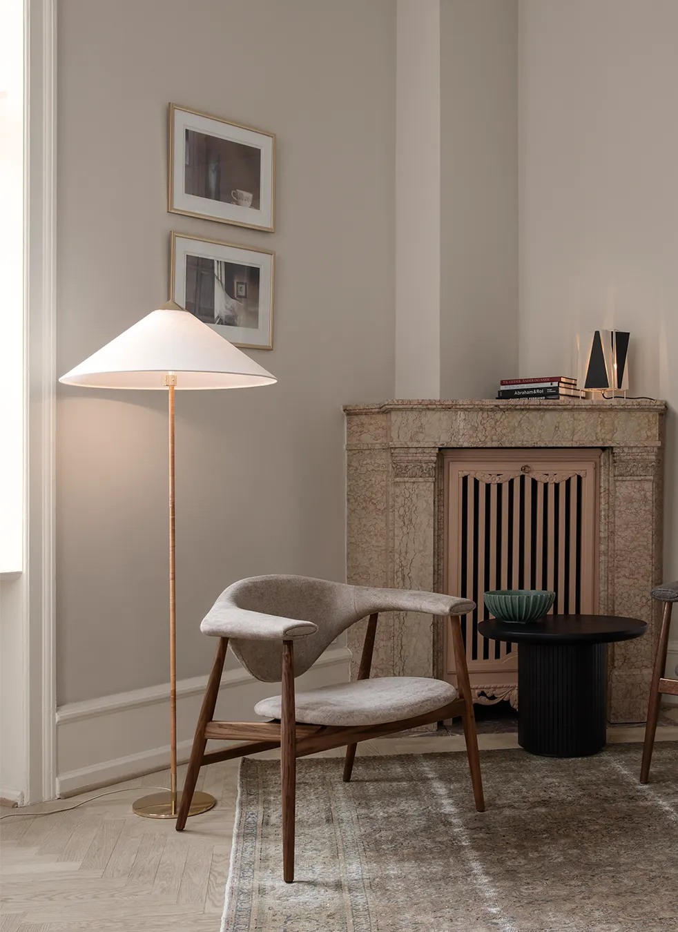 Floor lamp by Gubi