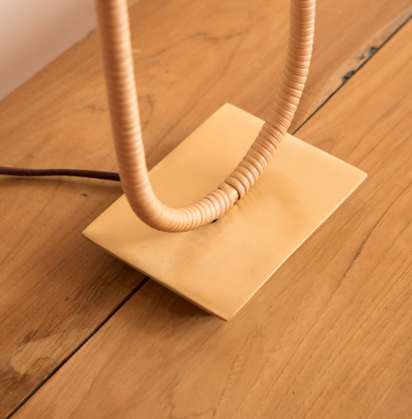 Tischleuchte aus Rattan